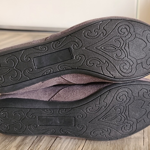 SO Booties - Picture 2 of 2